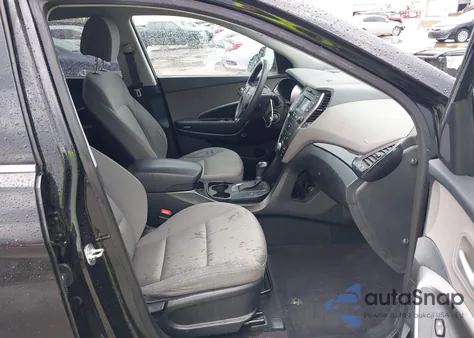 2016 Hyundai Santa Fe Se z USA, uszkodzony, nr VIN KM8SMDHF8GU136596